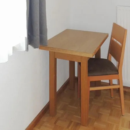 Schoene Ferienwohnung-pfunds Apartment Pfunds