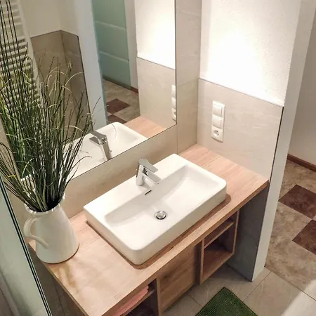Schoene Ferienwohnung-pfunds Lägenhet